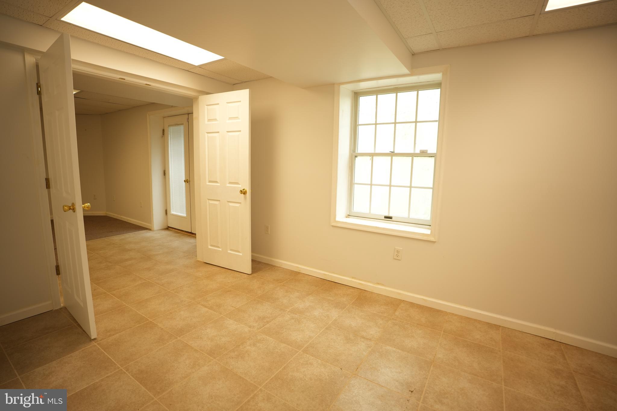 12225 MANOR COURT
