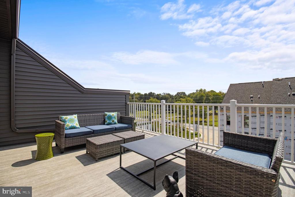 6753 Stapleford Pl