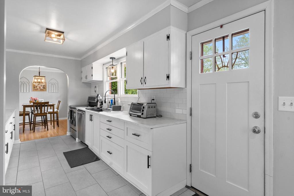 1103 MURDOCK ROAD