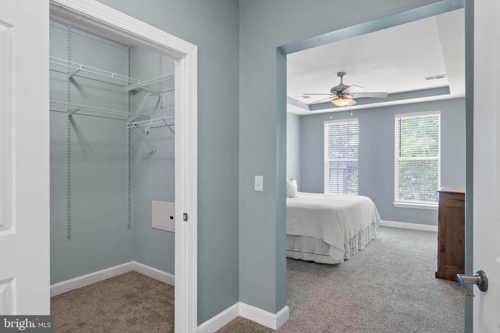 100 EDELEN STATION PLACE 204
