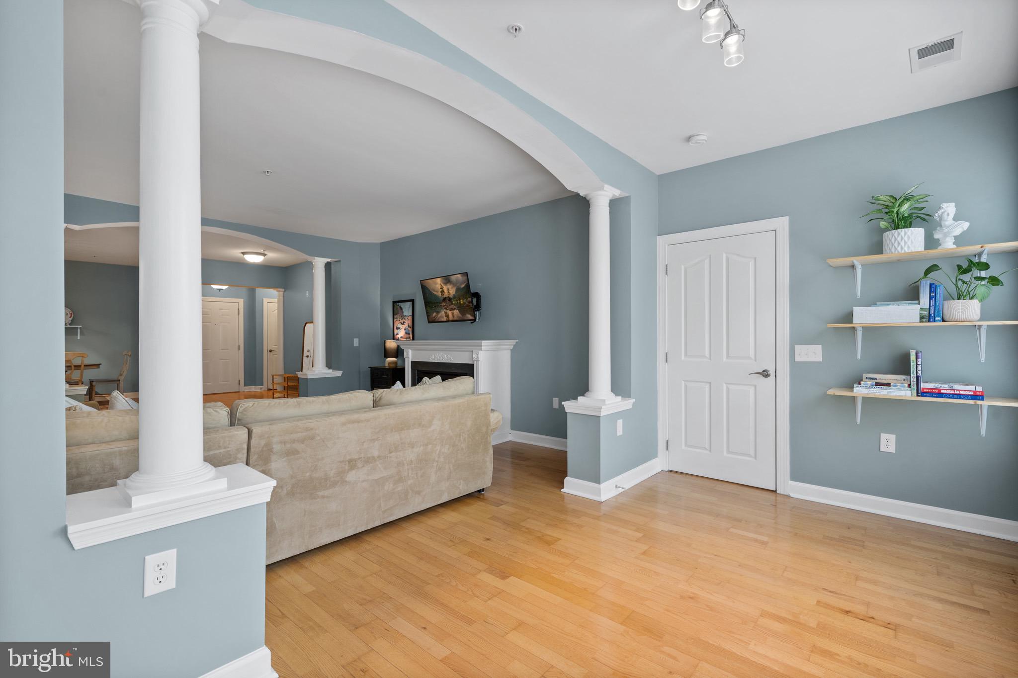 100 EDELEN STATION PLACE 204