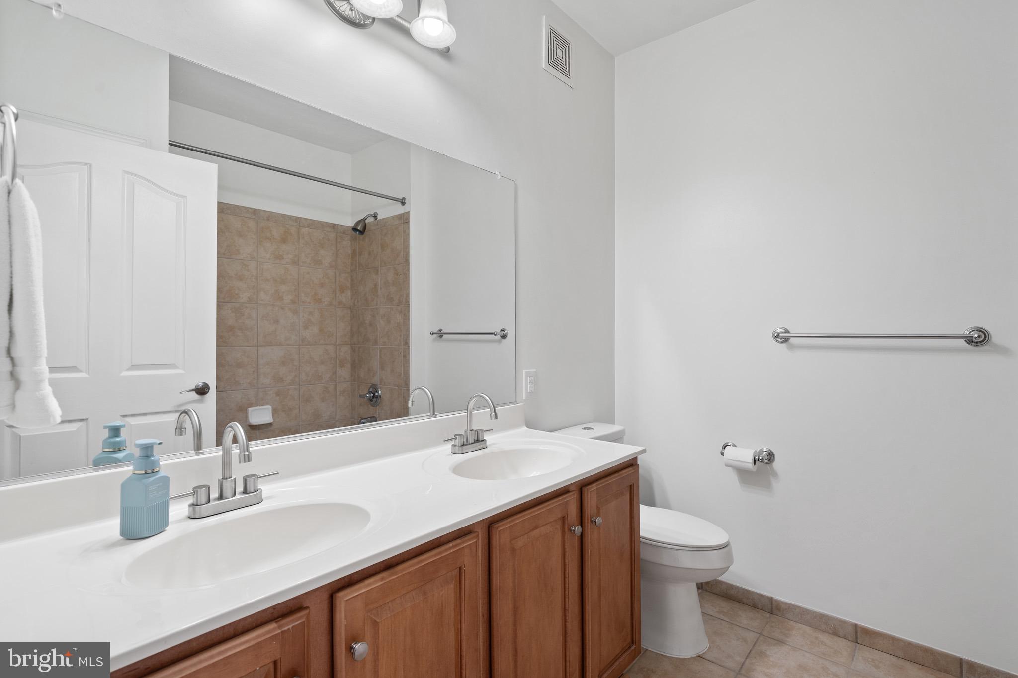 100 EDELEN STATION PLACE 204