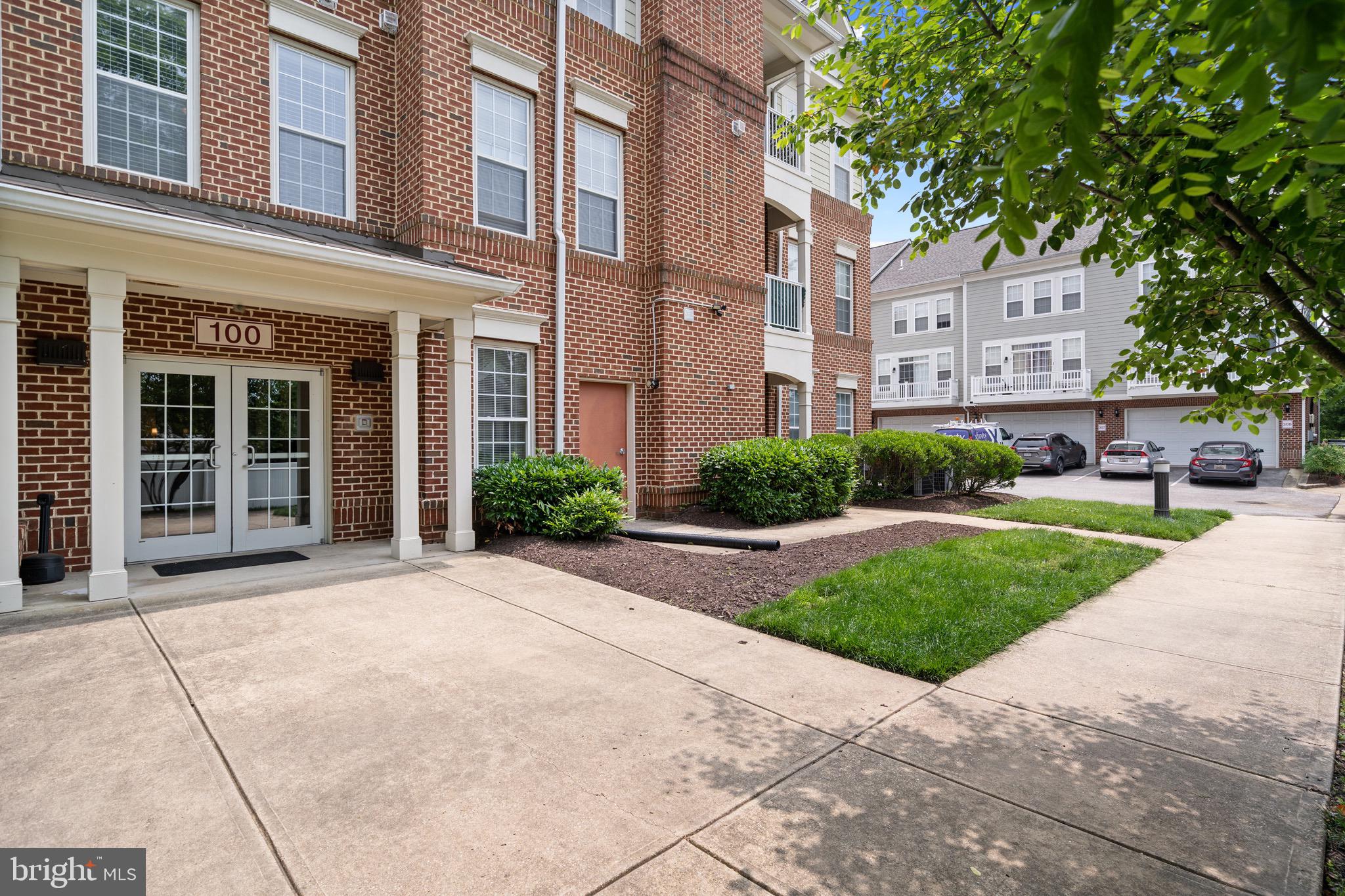 100 EDELEN STATION PLACE 204