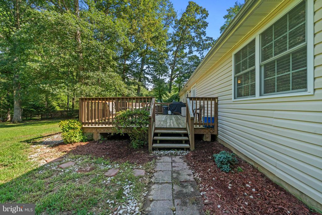 8060 IRONSIDES ROAD
