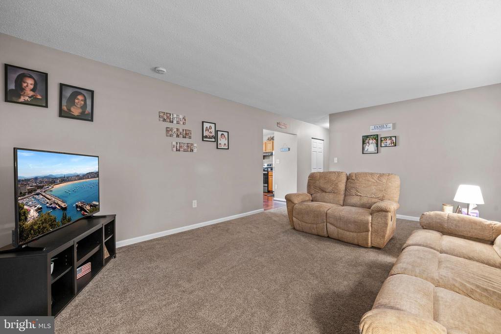 8060 IRONSIDES ROAD