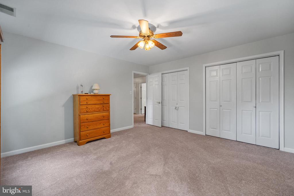 8405 VIRGINIA COURT