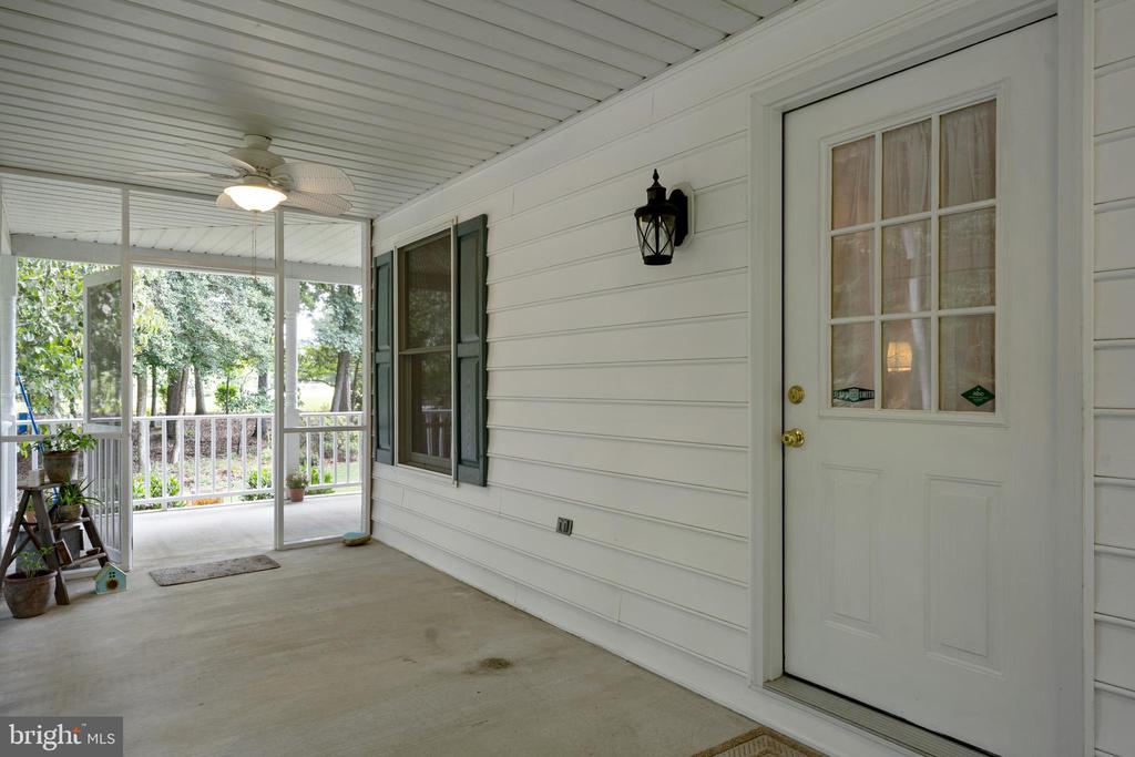 8405 VIRGINIA COURT