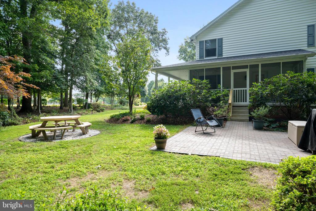 8405 VIRGINIA COURT