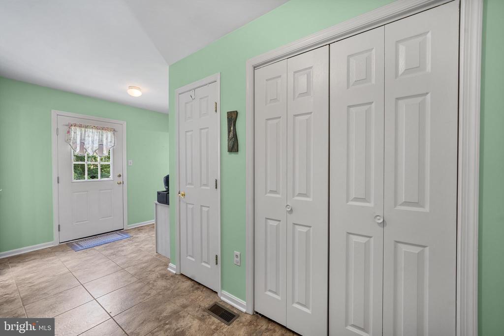 8405 VIRGINIA COURT