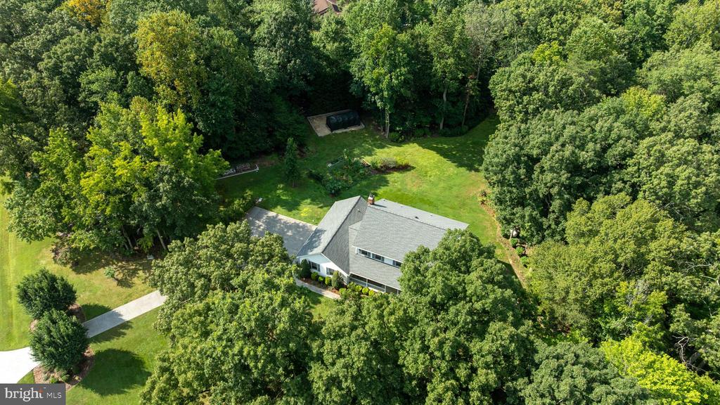 8405 VIRGINIA COURT