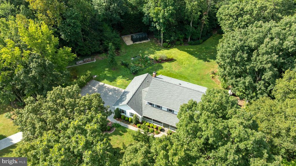 8405 VIRGINIA COURT