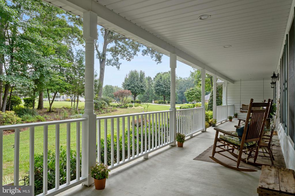 8405 VIRGINIA COURT