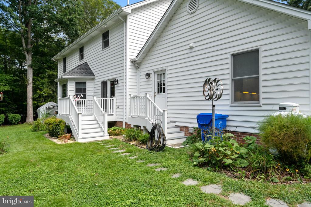 8405 VIRGINIA COURT