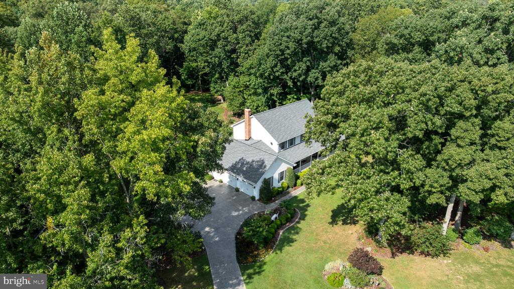 8405 VIRGINIA COURT