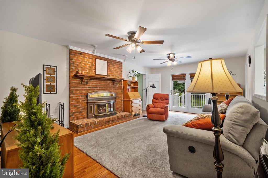 8405 VIRGINIA COURT