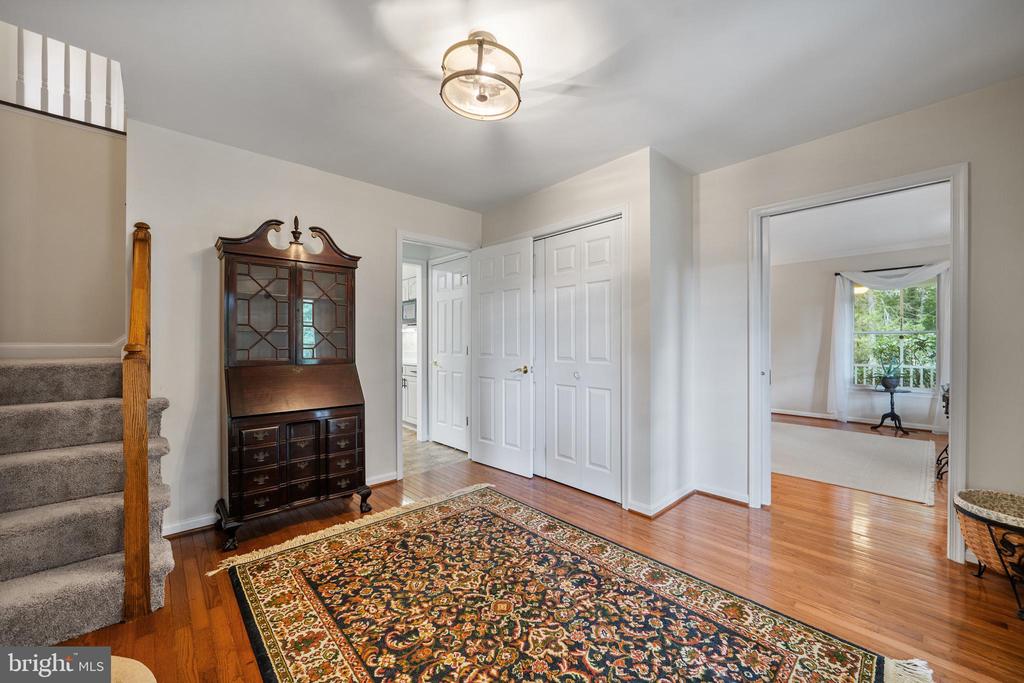 8405 VIRGINIA COURT