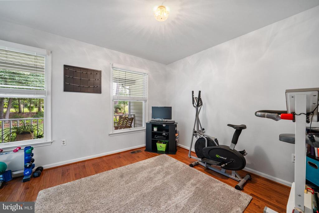 8405 VIRGINIA COURT
