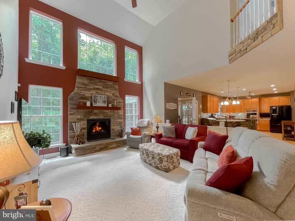 9150 SPARKLING PLACE