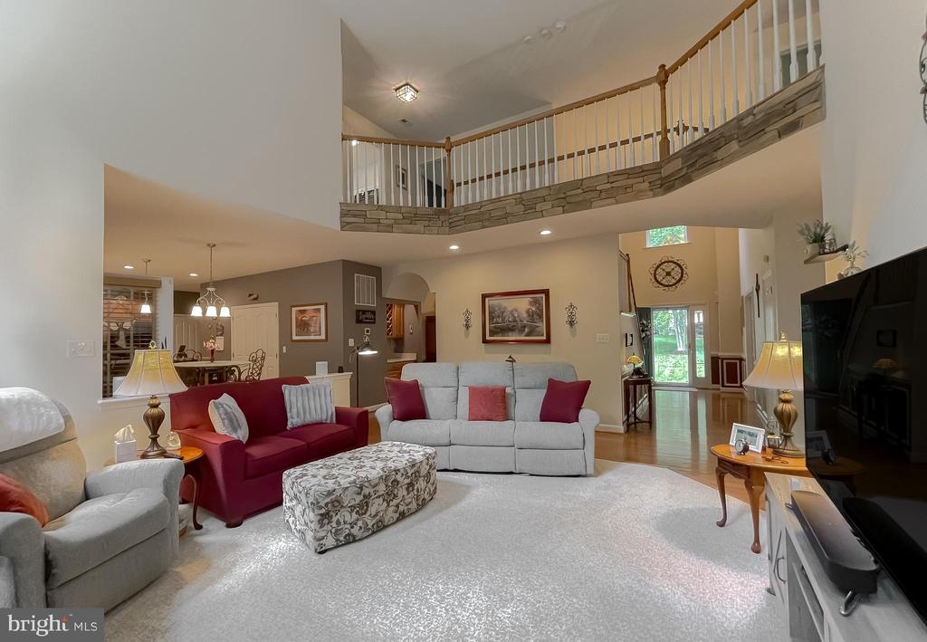 9150 SPARKLING PLACE