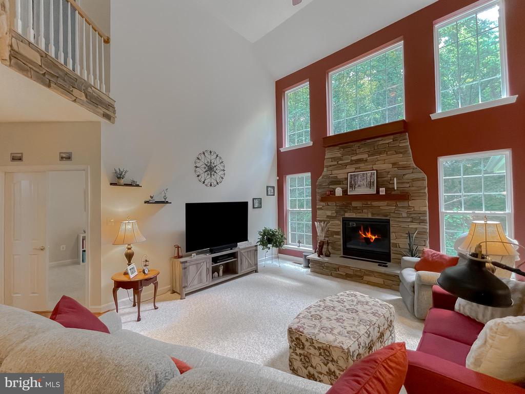 9150 SPARKLING PLACE