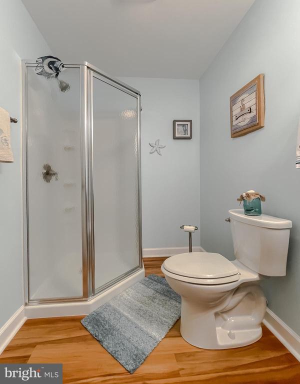9150 SPARKLING PLACE