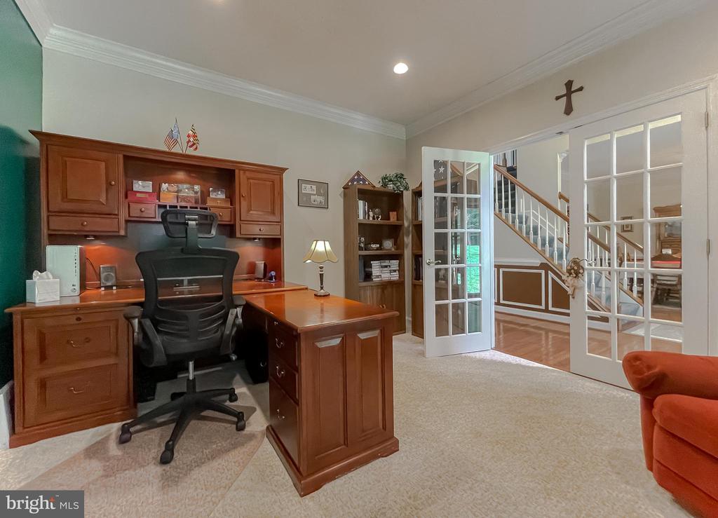 9150 SPARKLING PLACE