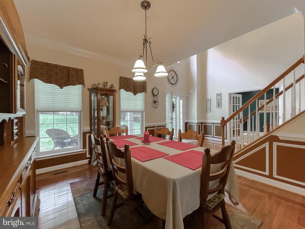 9150 SPARKLING PLACE
