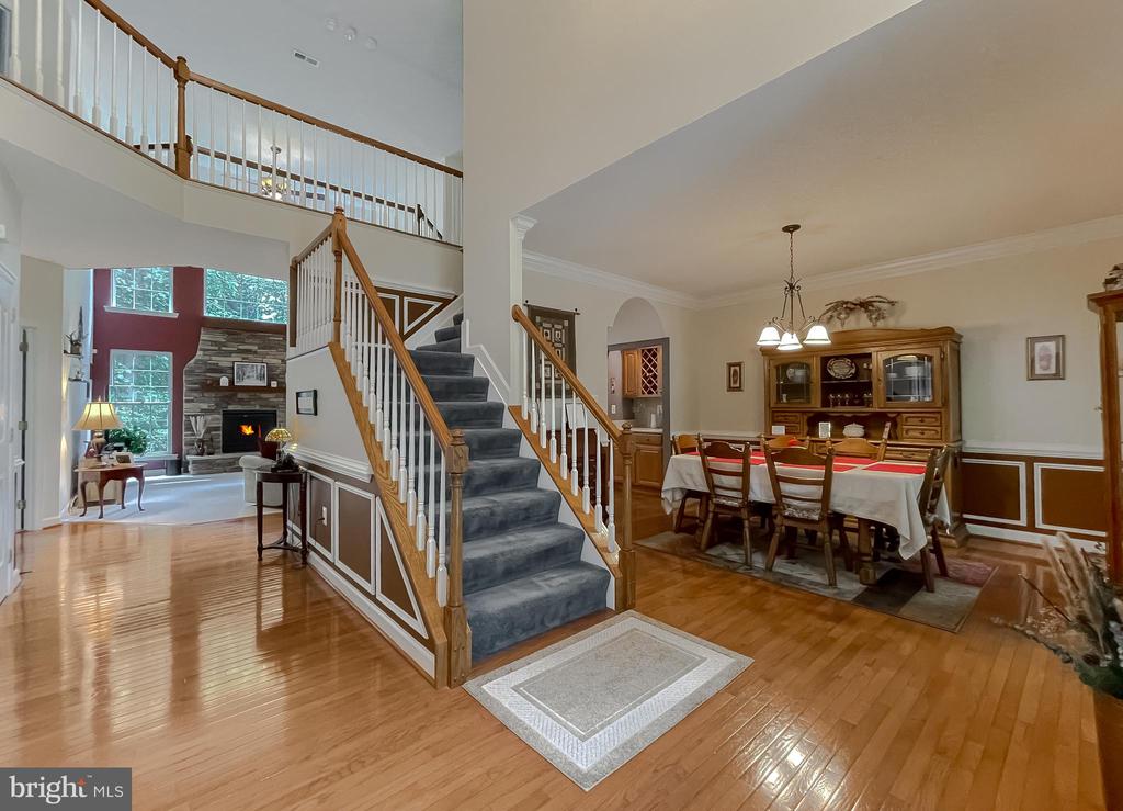 9150 SPARKLING PLACE