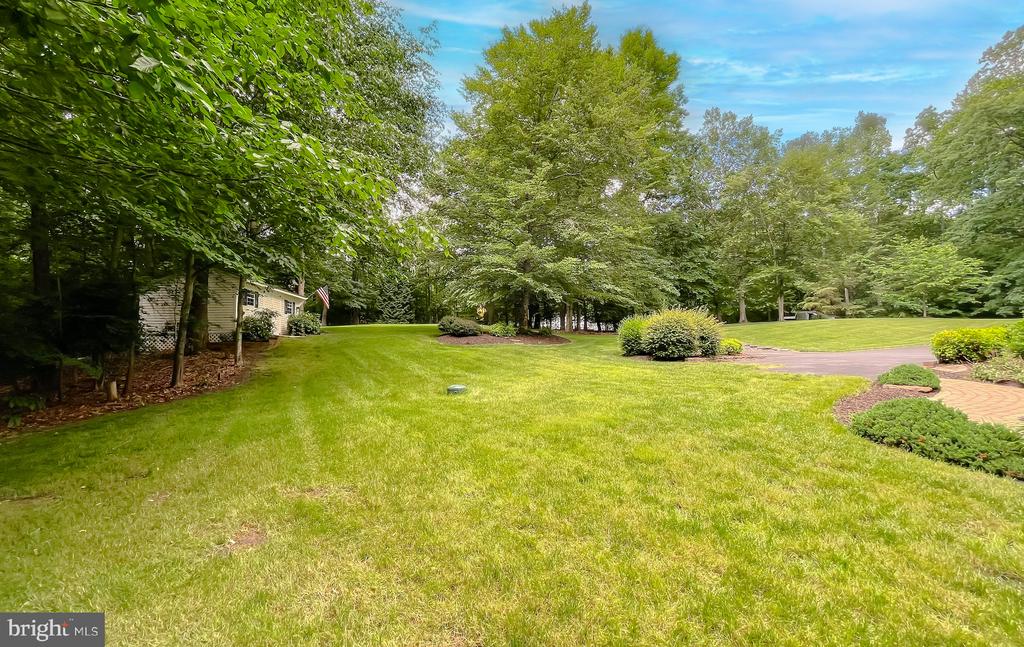 9150 SPARKLING PLACE