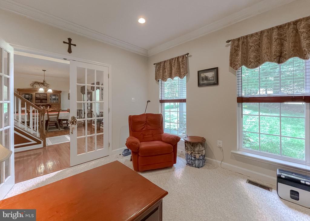 9150 SPARKLING PLACE