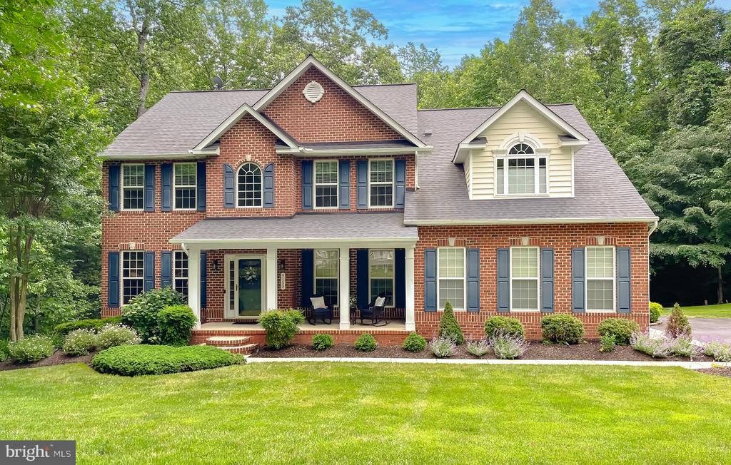 9150 SPARKLING PLACE