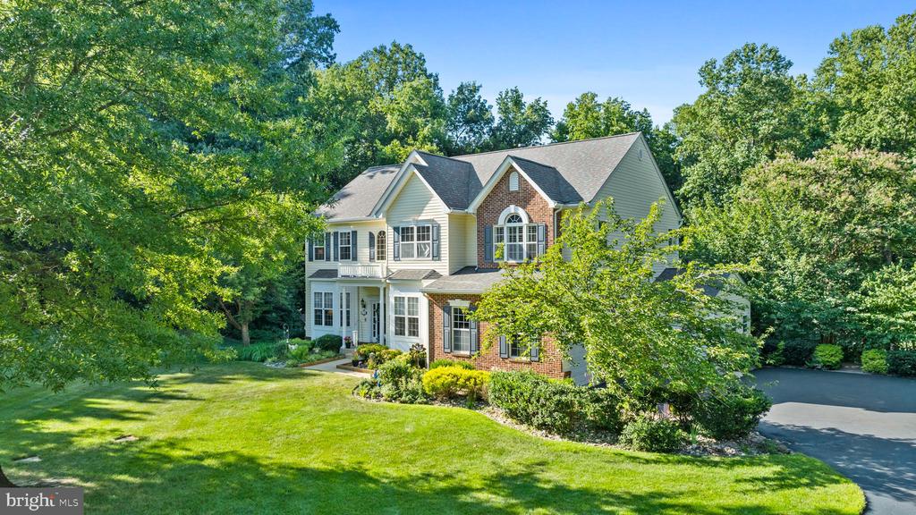 8100 DEEPWATER VIEW PLACE