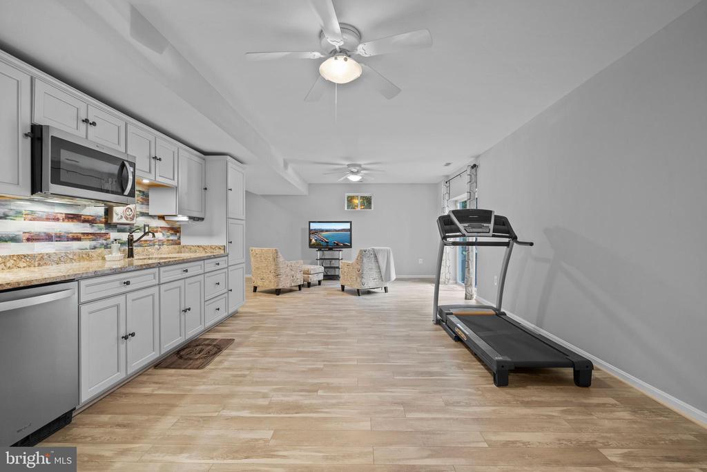 8100 DEEPWATER VIEW PLACE