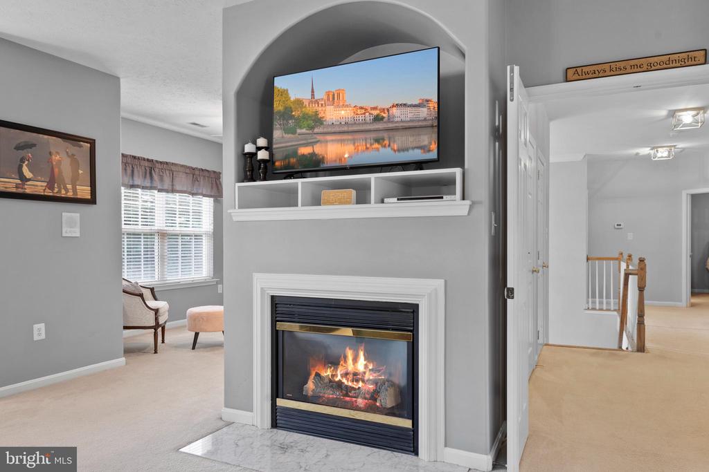 8100 DEEPWATER VIEW PLACE