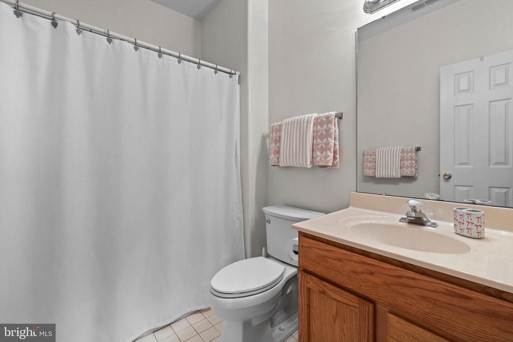 8100 DEEPWATER VIEW PLACE