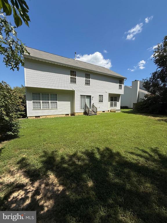 2427 GRANTHAM COURT