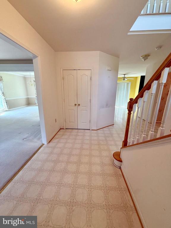 2427 GRANTHAM COURT