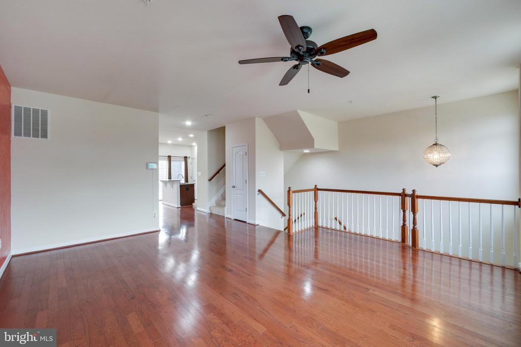 2939 SEDGEMORE PLACE