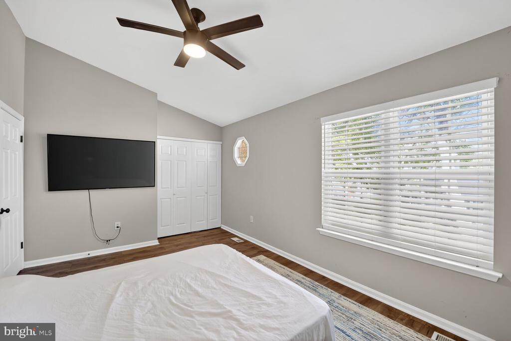 4071 BLUEBIRD DRIVE