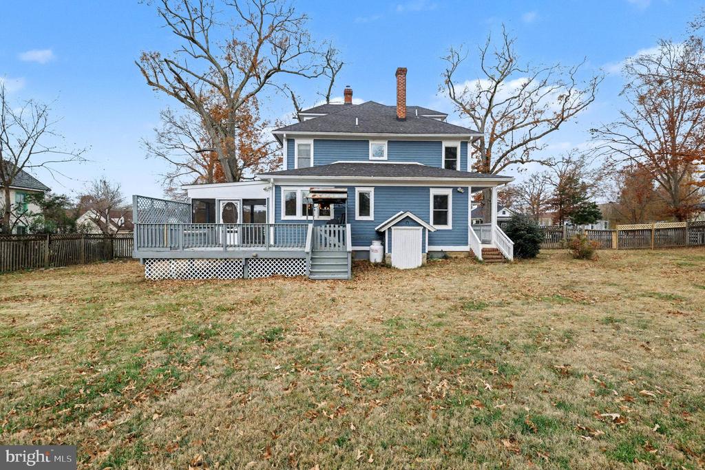 25 INDIAN HEAD AVENUE