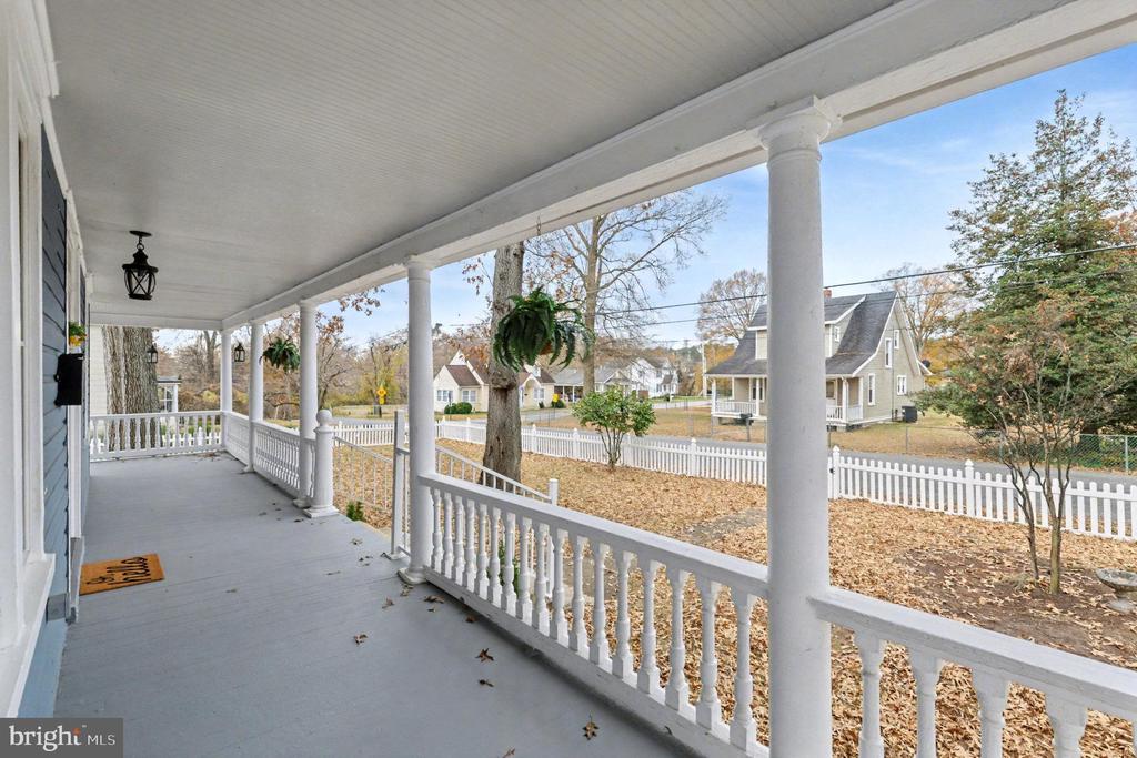 25 INDIAN HEAD AVENUE