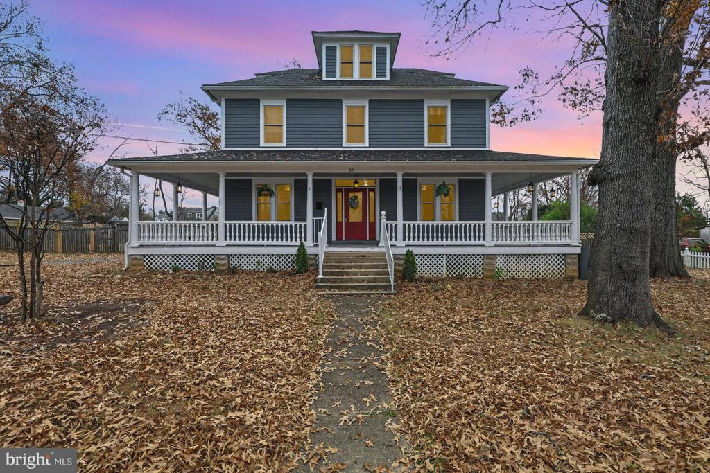 25 INDIAN HEAD AVENUE