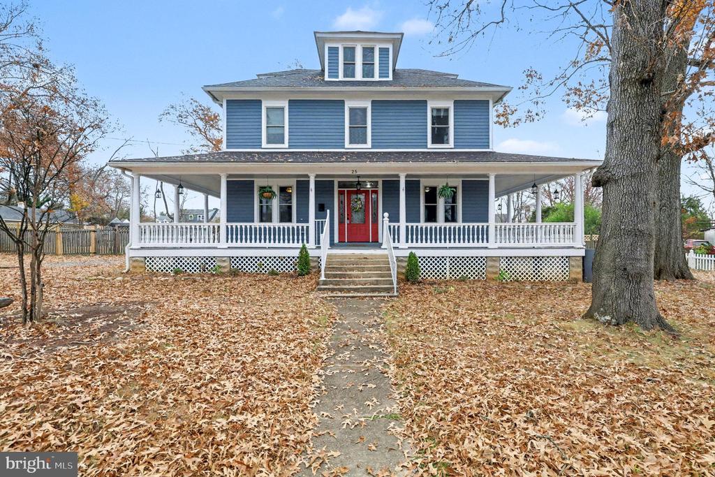25 INDIAN HEAD AVENUE
