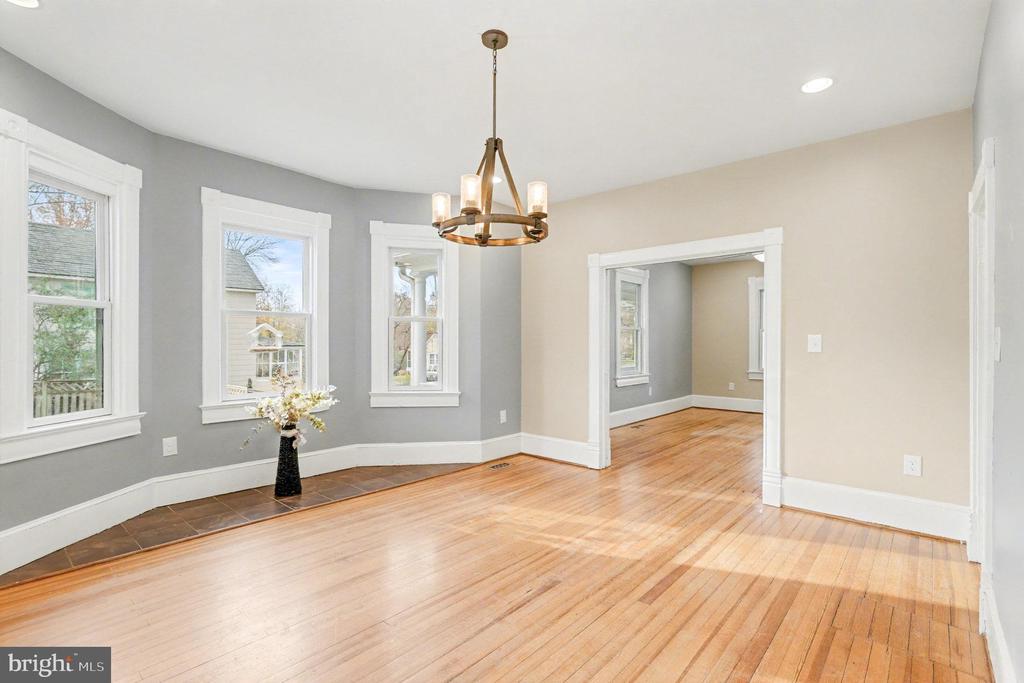 25 INDIAN HEAD AVENUE