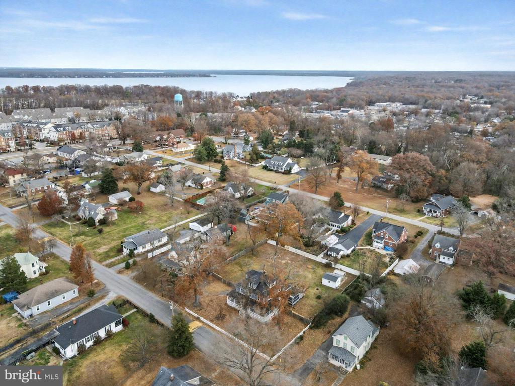 25 INDIAN HEAD AVENUE