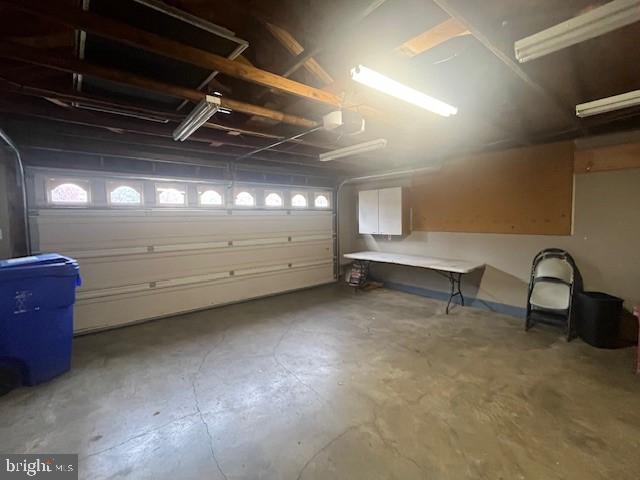 2569 LAUREL BRANCH DRIVE