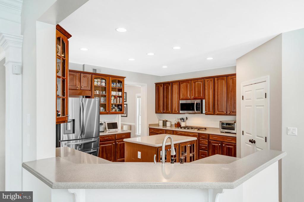 8749 BANCROFT DRIVE