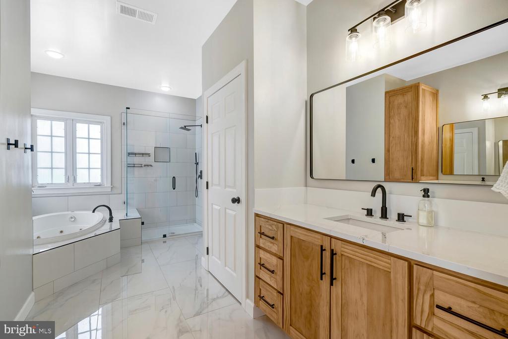 8749 BANCROFT DRIVE