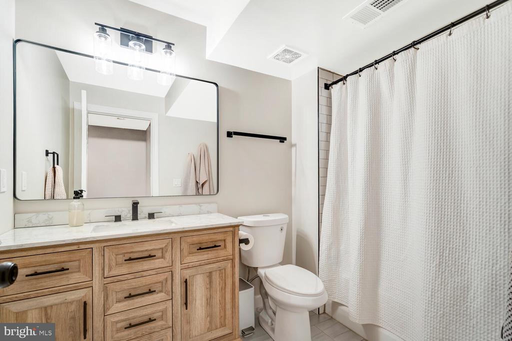8749 BANCROFT DRIVE