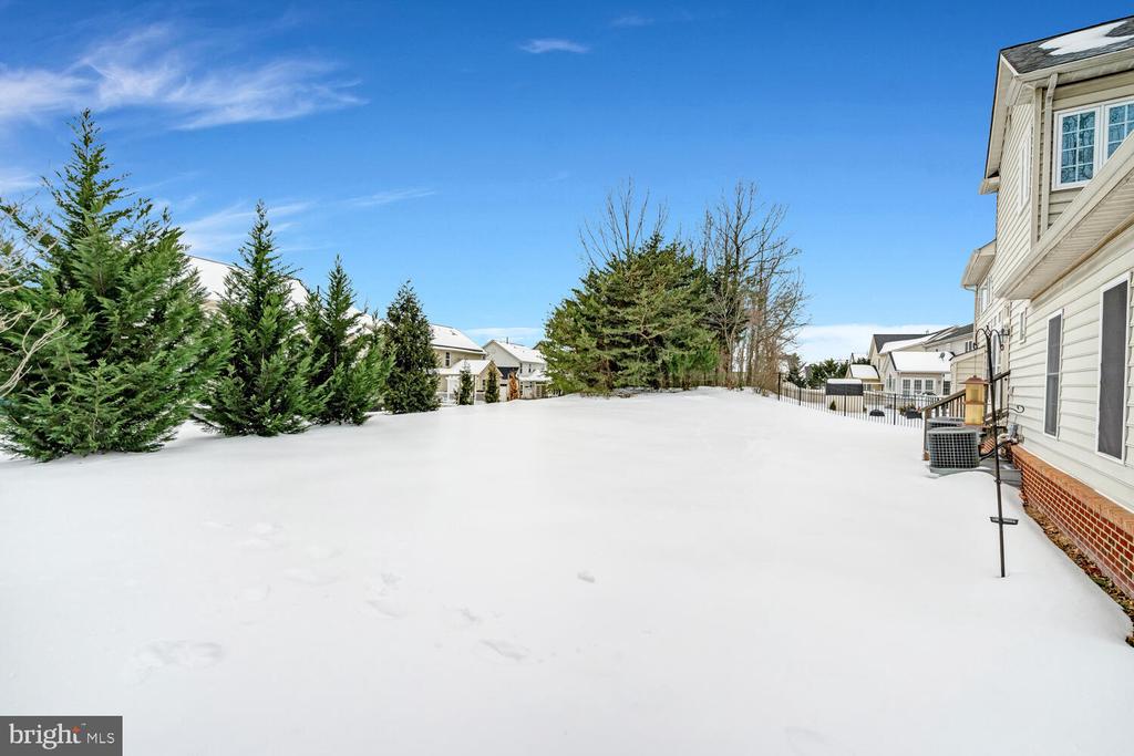 8749 BANCROFT DRIVE